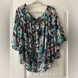 Boutique floral top 2x